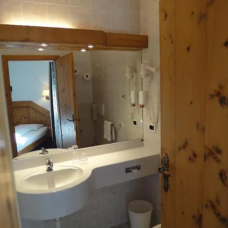 Zum Wolf Hotel Castelrotto
